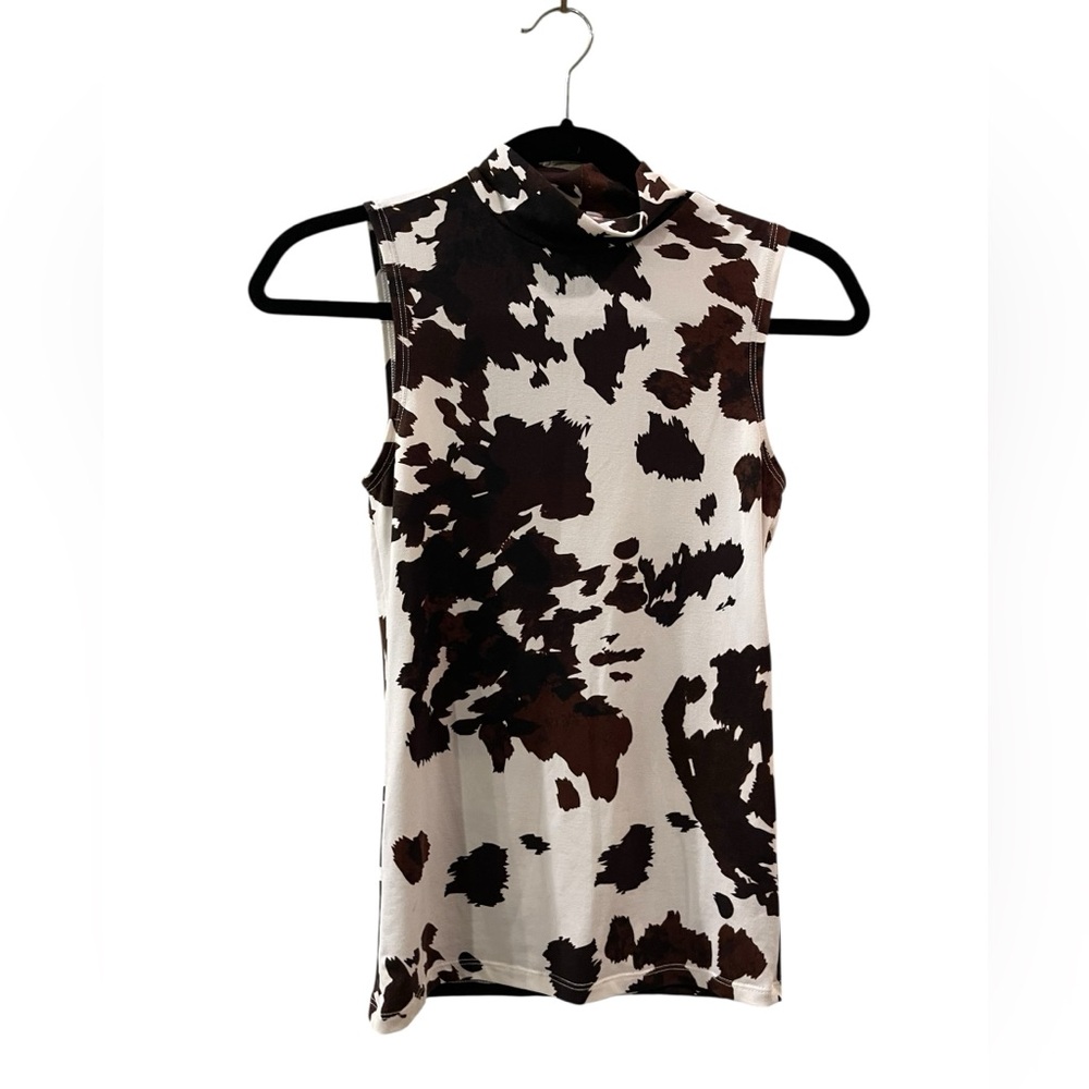 Willow & Root Women’s Sleeveless Cow Print Mock Neck Tank Top Size: XS
